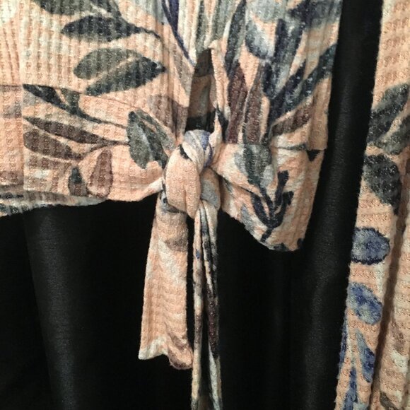 NWT Democracy tropical thermal top small - Picture 5 of 13